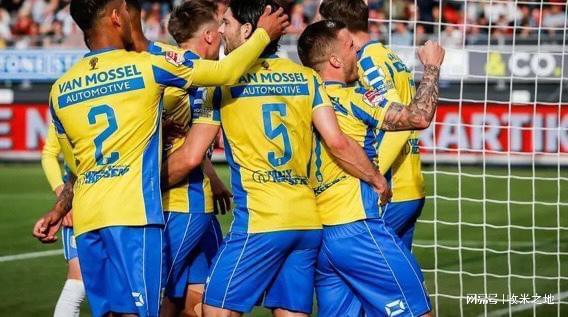 供了展示自 供了展示自